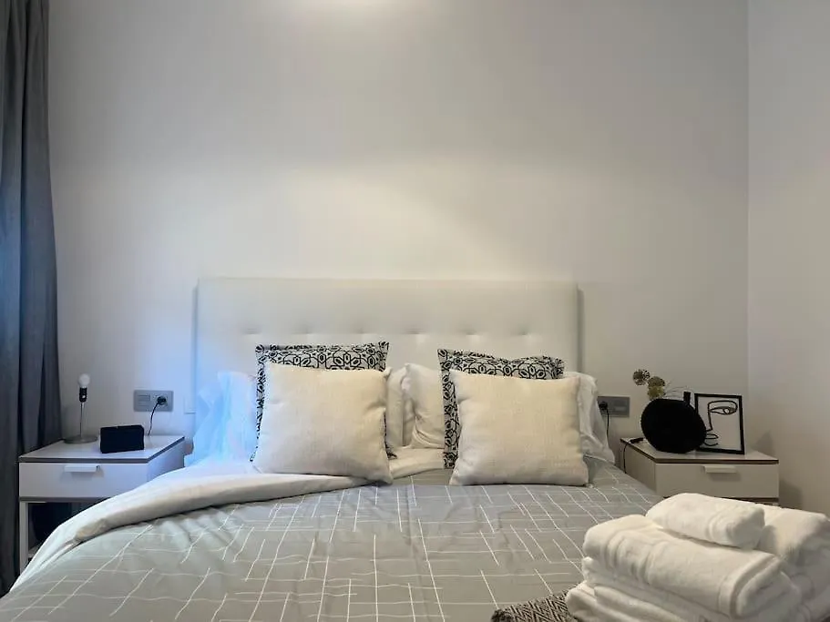 Love Rent4 Malaga Lyli Torremolinos